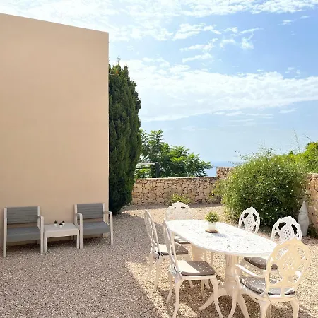Manzanera Villa